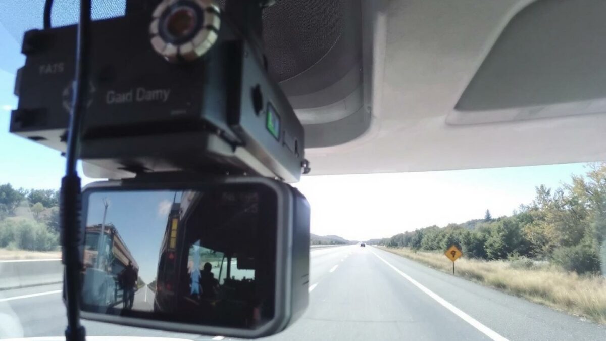 Comment les dashcams améliorent-elles la sécurité des poids lourds ?